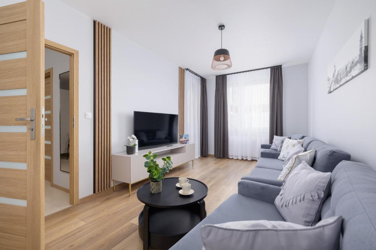 Osiedle Avia Harmonious Apartment With Balcony & Parking Cracow By Renters Prestige Krakow Bagian luar foto