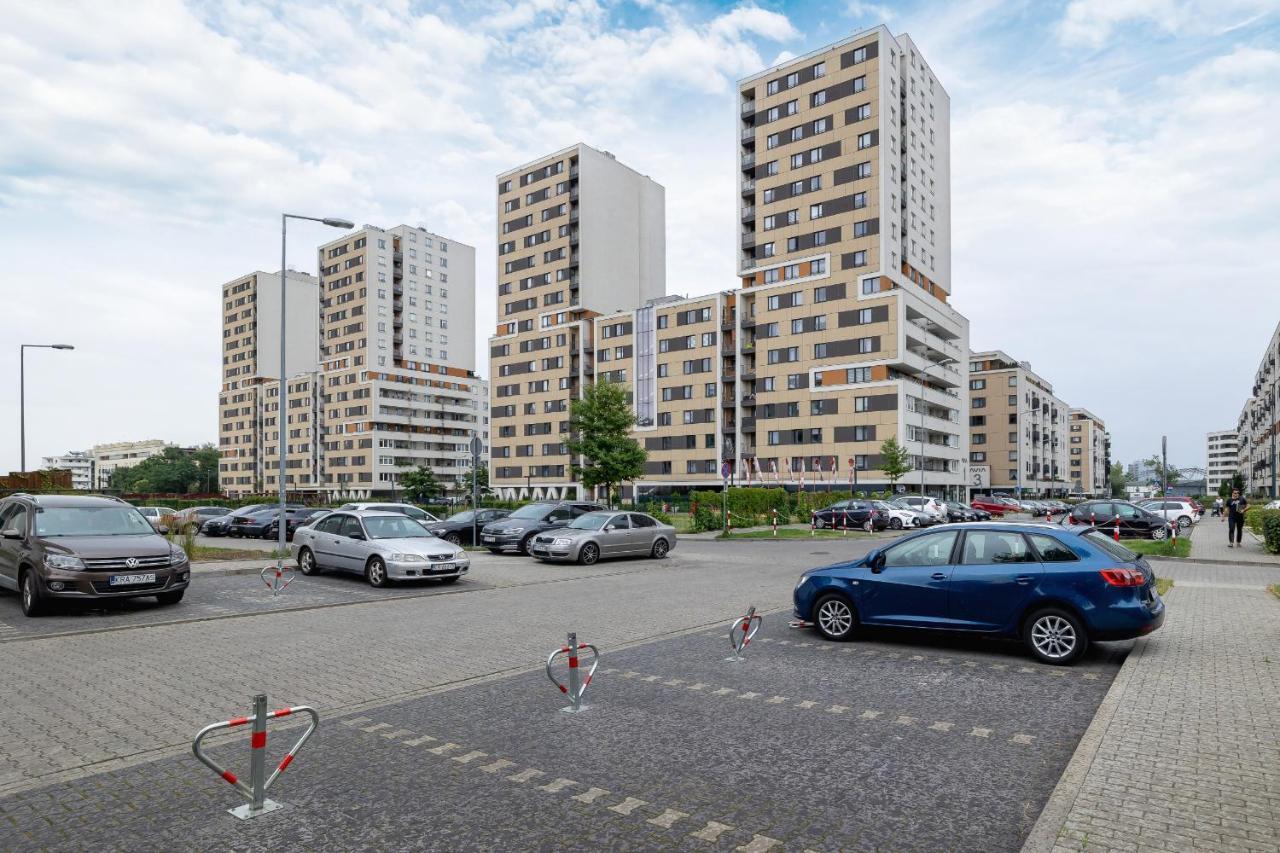 Osiedle Avia Harmonious Apartment With Balcony & Parking Cracow By Renters Prestige Krakow Bagian luar foto
