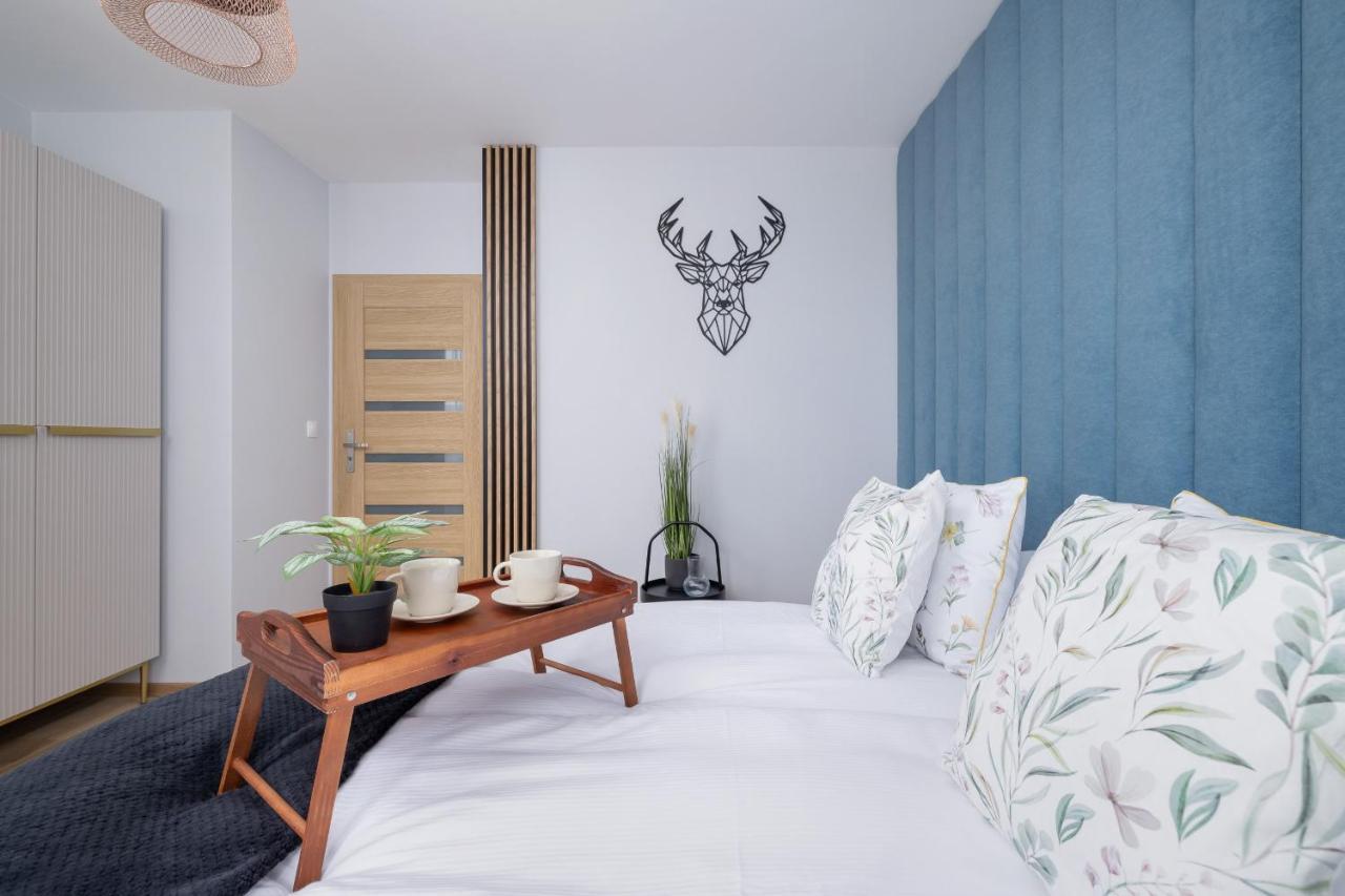 Osiedle Avia Harmonious Apartment With Balcony & Parking Cracow By Renters Prestige Krakow Bagian luar foto